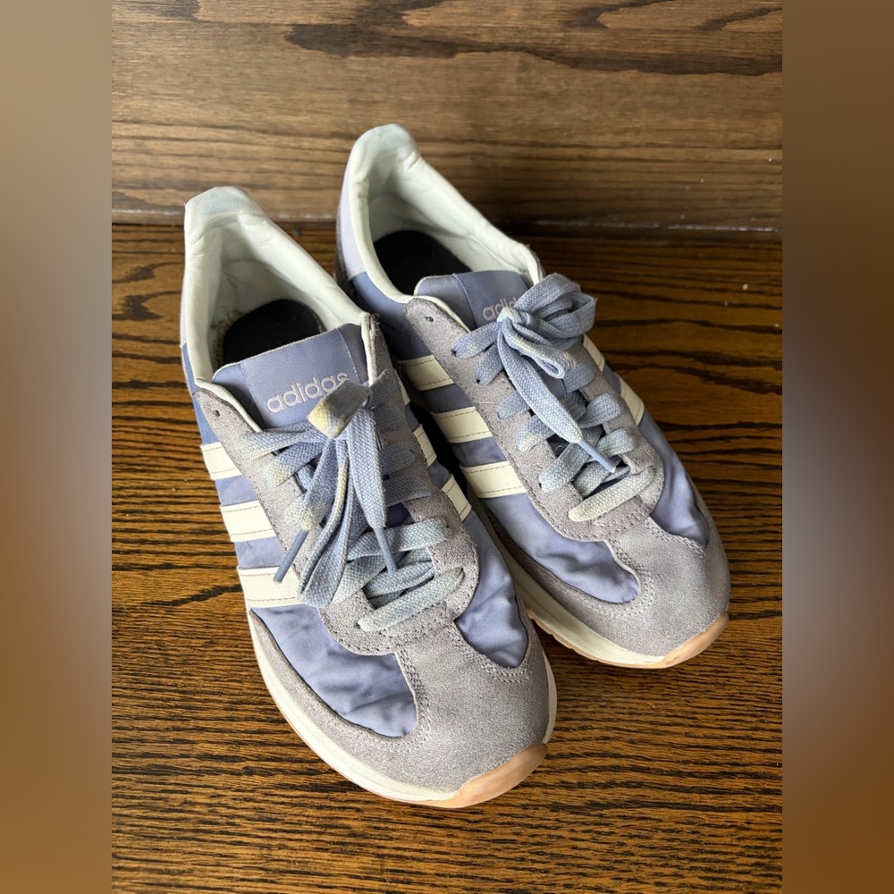 Adidas Cloud Foam Sneakers